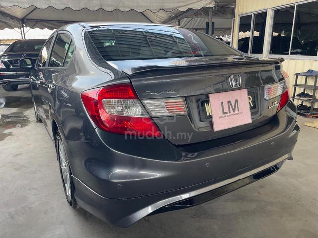 2016 Honda CIVIC 1.8 S FACELIFT (A) - 4