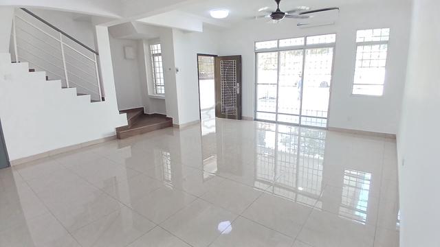 FACING OPEN! 2-Storey Terrace, Bandar Seri Putra 1