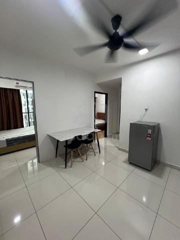 Fully Furnished Room for Rent @ Edumetro, USJ 1 Female only Wifi free 1