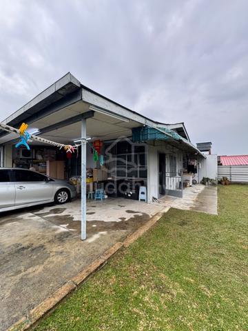 Jalan Emas , Sri Skudai / Full Loan / Cash Out / Low Deposit /Freehold 1