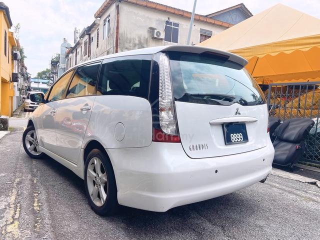 2009 Mitsubishi GRANDIS 2.4 FACELIFT (A)1 Owner - 4