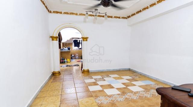 Flat Kelompok Camar (Port Klang) 1