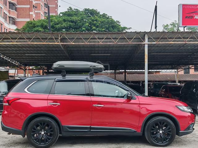 2018 Mitsubishi OUTLANDER 2.0 2.0 AWD ZK FULL SVC - 3