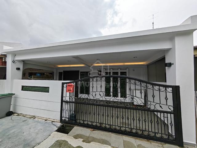 Single Storey Kampung Lapan Melaka Tengah 1