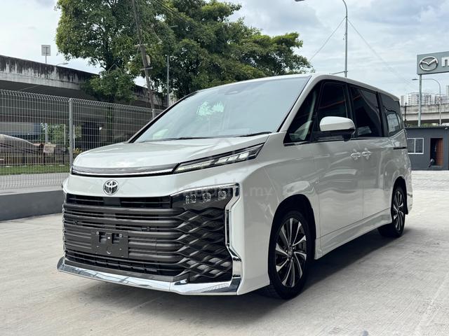 2022 Toyota VOXY 2.0 S-Z (A) TIP TOP CONDITION - 3