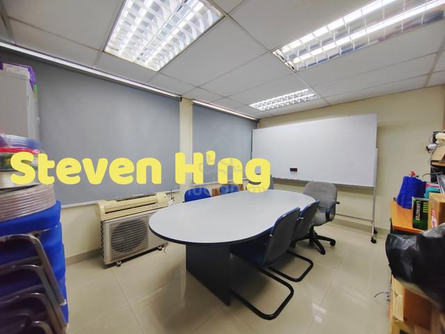 2 storey shoplot Jalan Jelutong Main Road with front parking 1