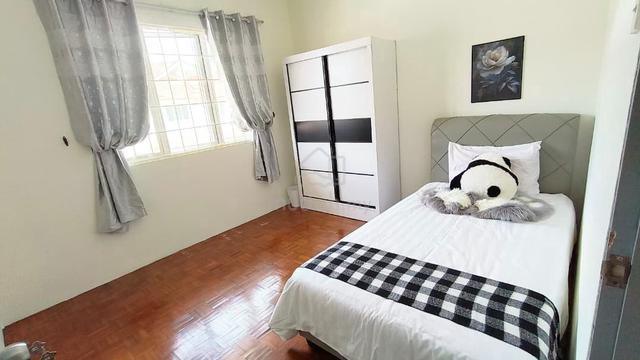 Room For Rent 1