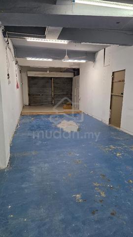 Bandar Baru Ampang GROUND Half Shoplot【Busy Area near RHB, KFC】 1