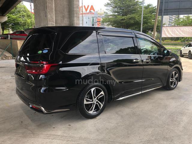 2021 Honda Odyssey 2.4 Absolute 8 Seater 26K-Km - 4