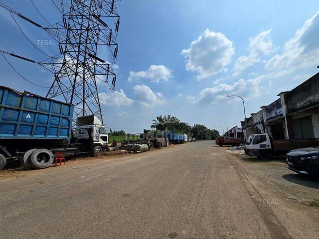 Bukit Kemuning 1 Storey Low Cost Factory 20x90 Seksyen 34 Limited! 1