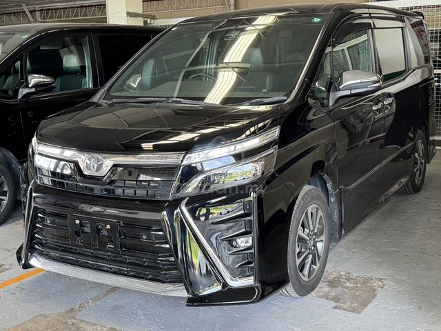 2021 Toyota VOXY 2.0 ZS KIRAMEKI III (A) - 4