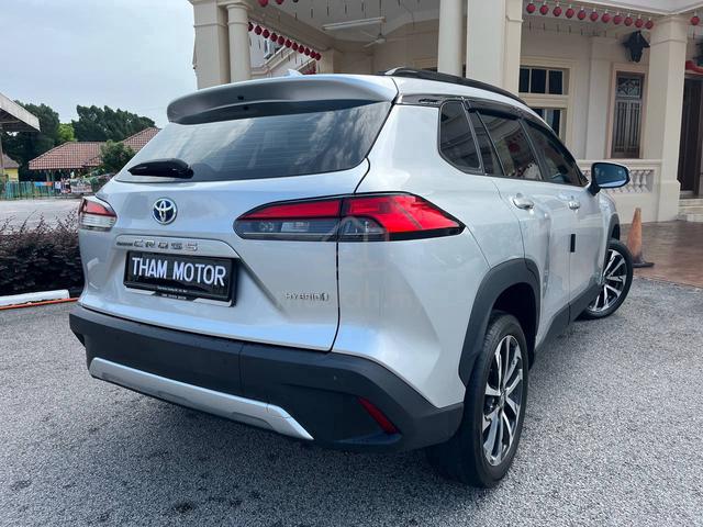 2024 Toyota COROLLA CROSS 1.8 HYBRID WARRANTY 2032 - 3