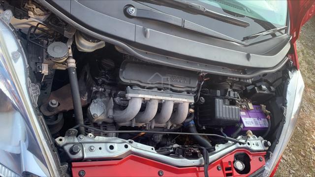 2014 Honda JAZZ 1.5 FACELIFT (A) - 5