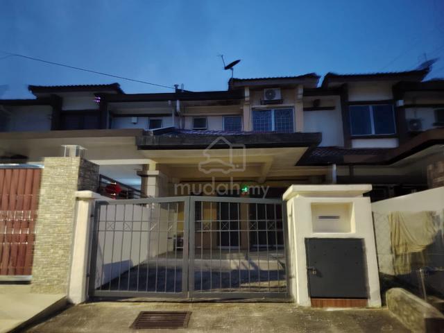 CHEAP * Double Storey House Taman Puncak Jalil 4R2B Selangor 1