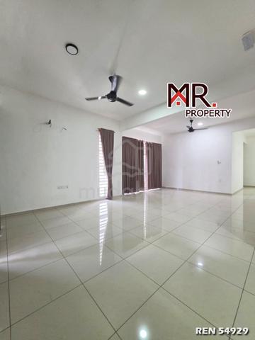 PRIME AREA @ Double Storey Semi-D House Taman Peruda FOR SALE 1