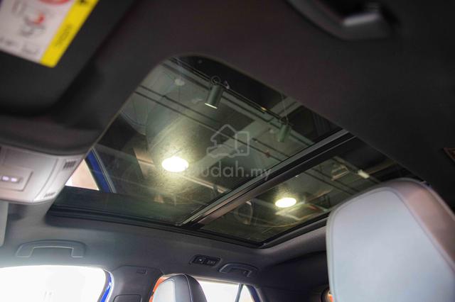 2023 Volkswagen T-Roc R with Panaromic Roof 300hp - 3