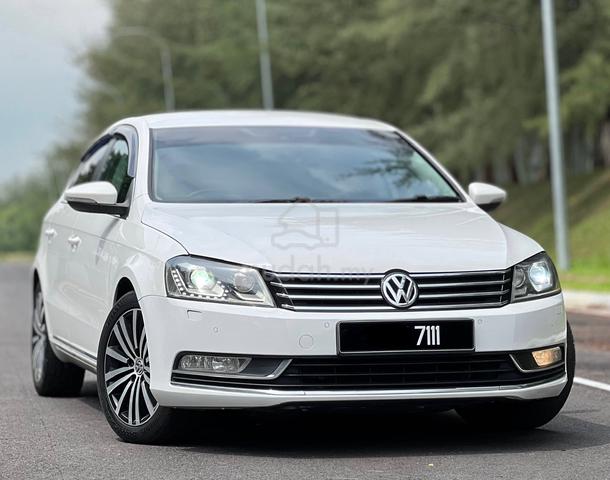 2013 Volkswagen PASSAT 1.8 TSI (CKD) (A) - 1