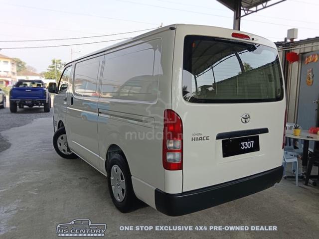 2018 Toyota HIACE PANEL VAN 2.5 (M) - 2
