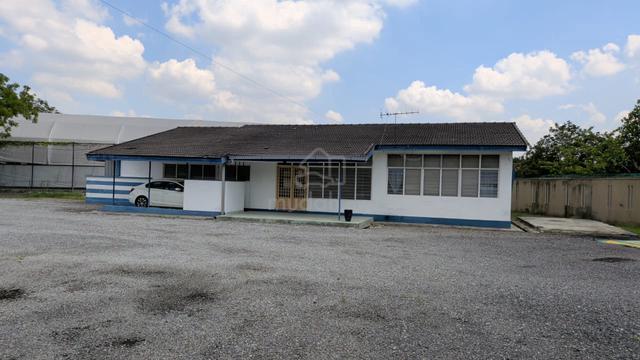 Mini Classical Bungalow on Huge 16363sqft land 1