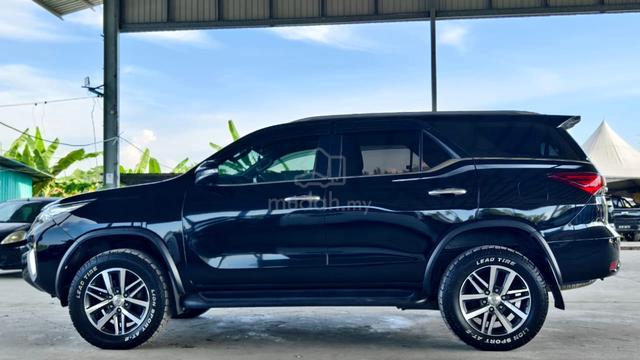Toyota Fortuner 2.7 (A) 2017 RAK 8191 - 5