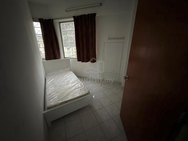 Kelana D'Putera Condo 1