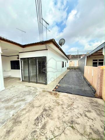 Kulai Jalan Sri Putri 1 Taman Putri Kulai 1 Storey for Rent Rumah Sewa 1