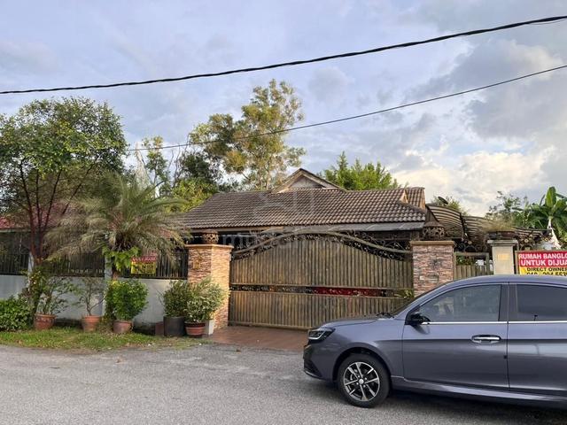 Renovated Single Storey Bungalow Teluki Bukit Sentosa Rawang 1