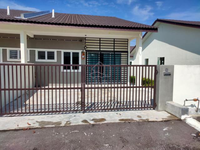 Rumah Teres with Land 1