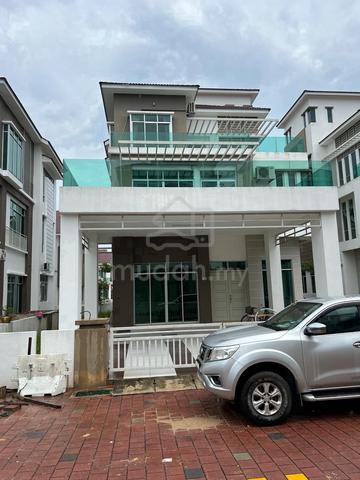Royale Heights 3 Storey Bungalow @ Taman Lembah Indah Tambun 1