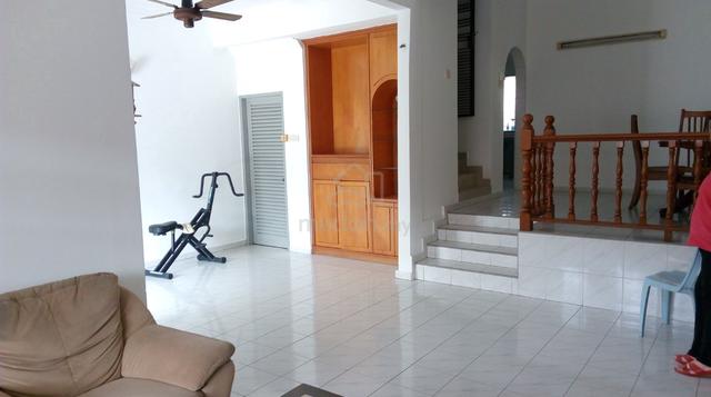 Subang Ss14 , Near Medical Centre, 2 Storey House For Rent 1