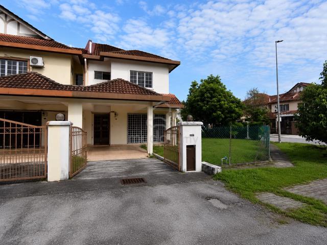 CORNER LOT ⭐ Double Storey Terrace Jalan Platinum Seksyen 7 Shah Alam 1