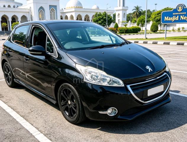 Peugeot 208 1.6 VTI (A) 1 Lady Owner & SC Service - 3