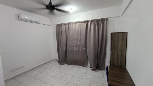 Rent-New Renovated Single Room with Aircond at Vila Mutiara Menggatal 4