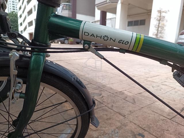 DAHON GLO Folding Bicycle – Stuck in 6th Gear - photo 2 of 4