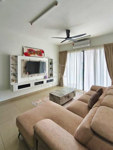 Residensi Topaz 1