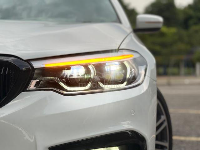 2019 Bmw 530i 2.0 M-SPORT FACELIFT FULLSERVICE NOW - 2