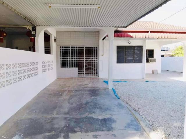 Single storey Terrace Corner Tmn Kota Permai 1