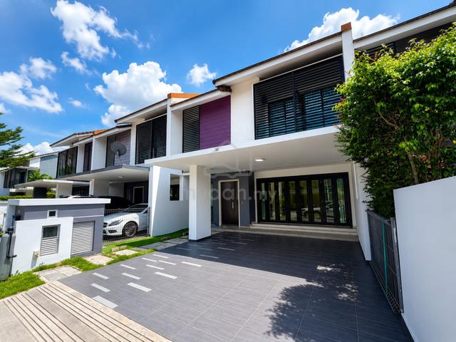2 storey super link house 26'x 75' in East Ledang 1