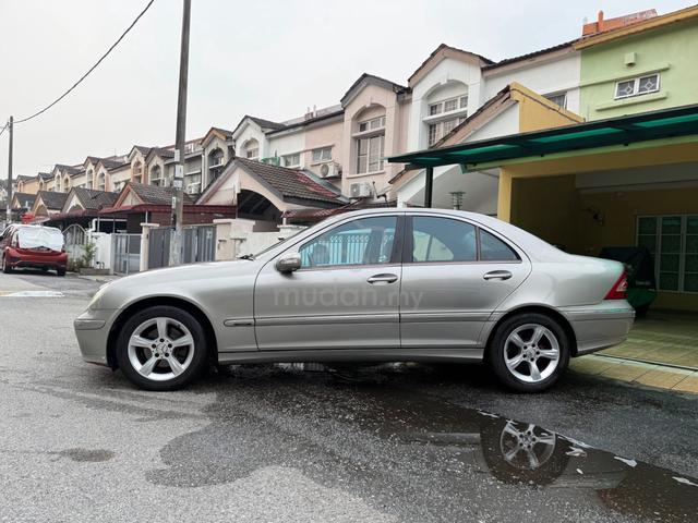 Mercedes Benz - 3