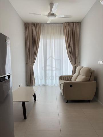 Laurel Residence 1