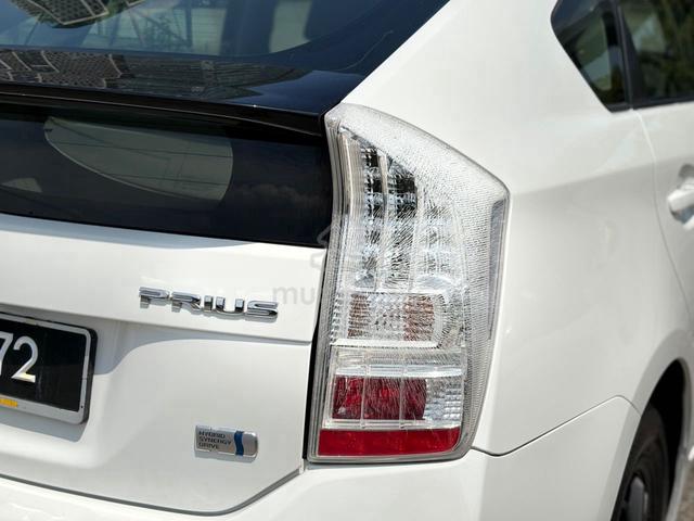 2011 Toyota PRIUS 1.8 (HYBRID) (A) LOW MILLEAGE - 5