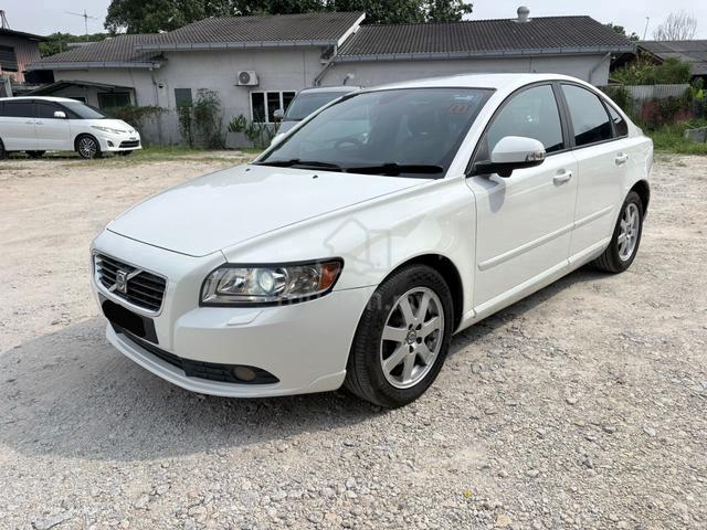 2010 CASH OTR Volvo S40 2.0 (A) - 1