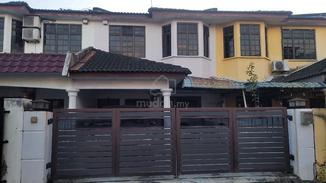 Double storey house 1