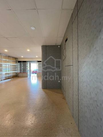 PRIME SHOPLOT FOR RENT At BAN HOCK ROAD SARAWAK KUCHING 1