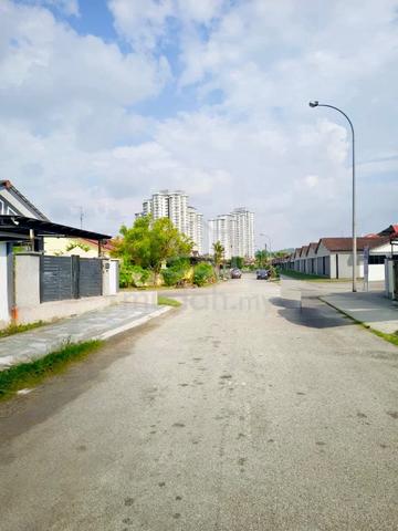 Bukit Indah 28 @ Single Storey @ Good condition For sales 1