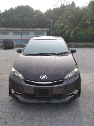 2013 Toyota WISH 1.8 S ZGE20G FACELIFT (A) - 1