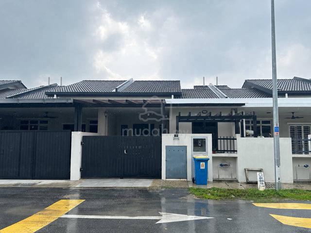 Double Storey Terrace Taman Bentara, Jalan Punai,Telok Panglima Garang 1