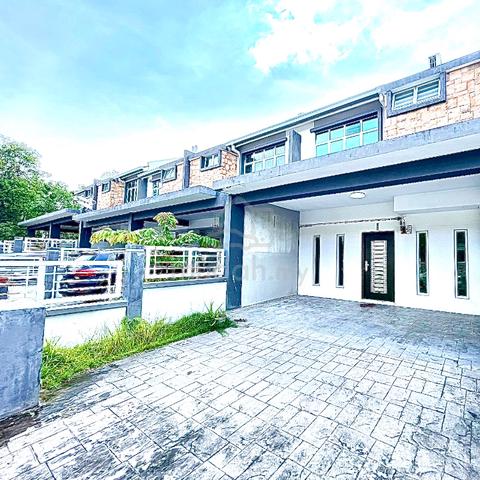 Double Storey Taman Pelangi Semenyih 2@Rafflesia Selangor. 1