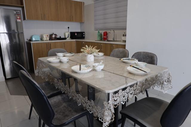 Arena Residence @ Warisan Puteri 1