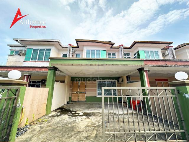 FOR SALE - Double Storey Terrace @Uni Garden 1